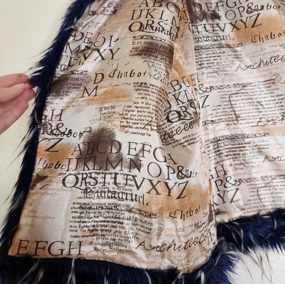 Raga Dark Blue and White Faux Fur Jacket S - Picture 4 of 6